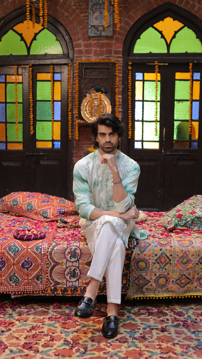 Andaaz-e-Jawan Kurta Dress