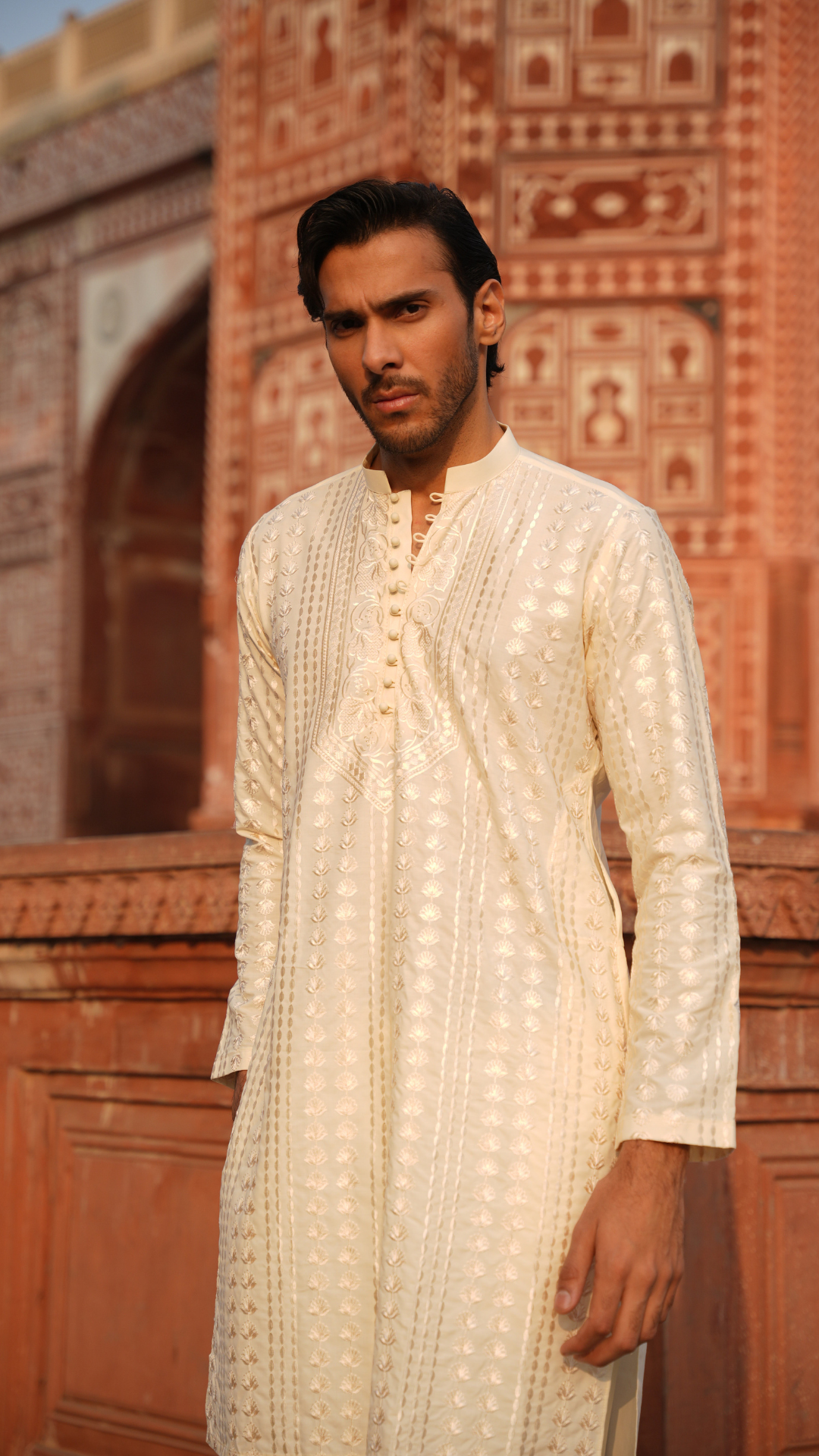 Man Chikan-Doz Embroidery Kurta Pajama