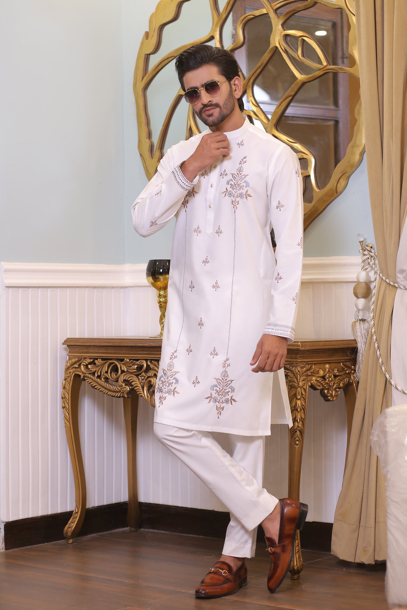 CK 23 White Chikankari Kurta For Mens Pakistan