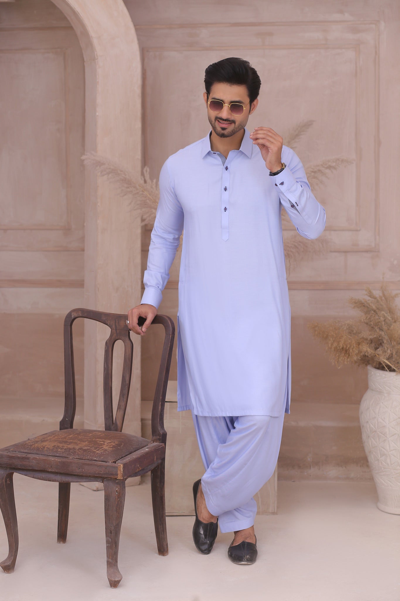 man shalwar kameez