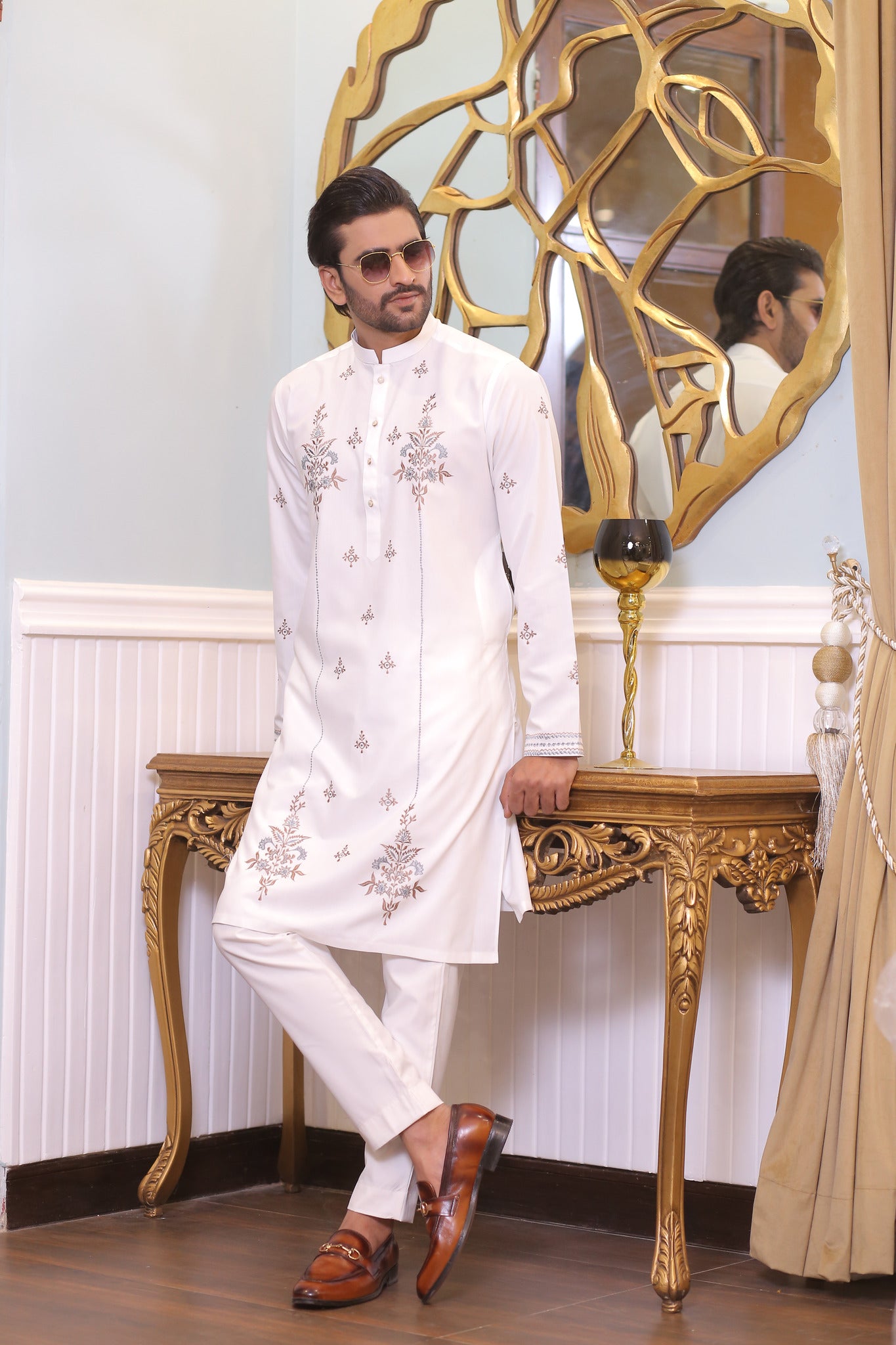 CK 23 White Chikankari Kurta For Mens Pakistan